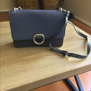 Carpisa Crossbody